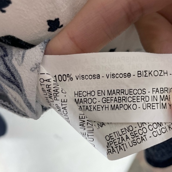 Zara Paisley & Geometric Polkadot Long Sleeve White & Blue Pattern Blouse Medium - Picture 12 of 12